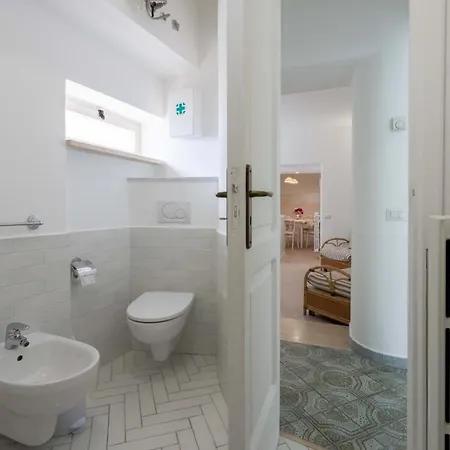 Nautilus House Apartment